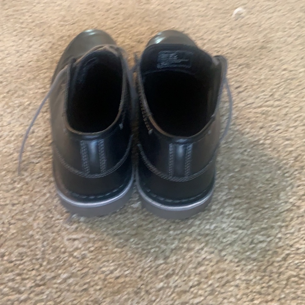 Kenneth Cole Reaction Boots - Picture 2 of 2